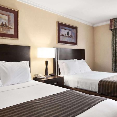 Days Inn By Wyndham Concord Exterior foto